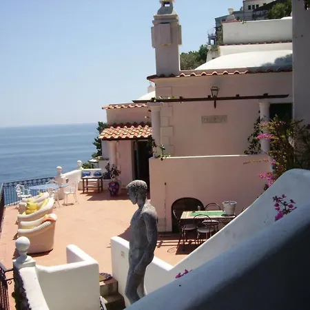 Villa Sleeps 8 Pool Air Con Wifi